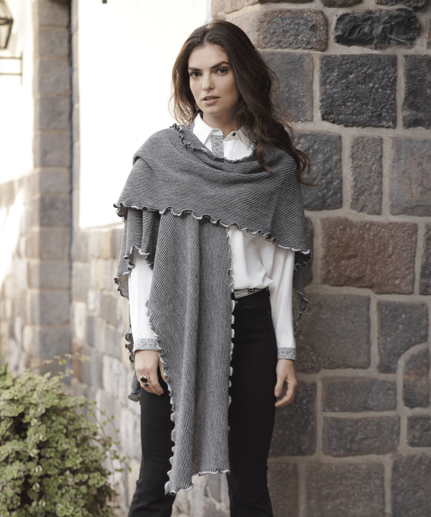 Ruffle Stripe Shawl - Black