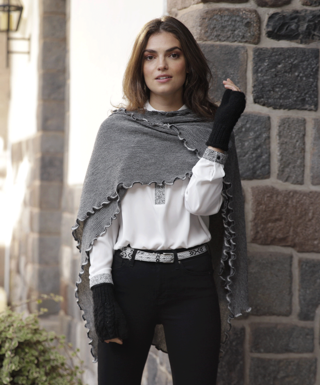 Ruffle Stripe Shawl - Black