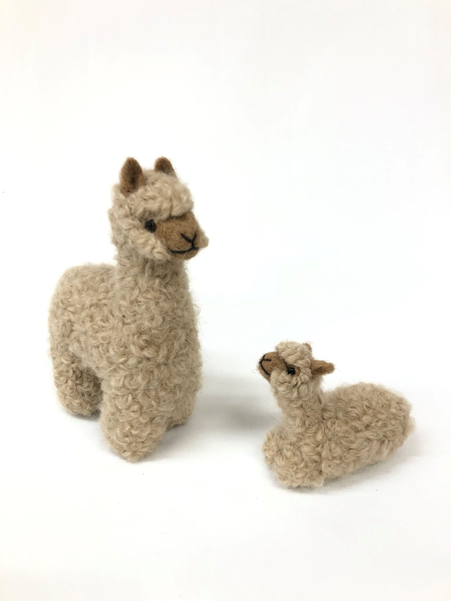 Figurine - 5" Huacaya