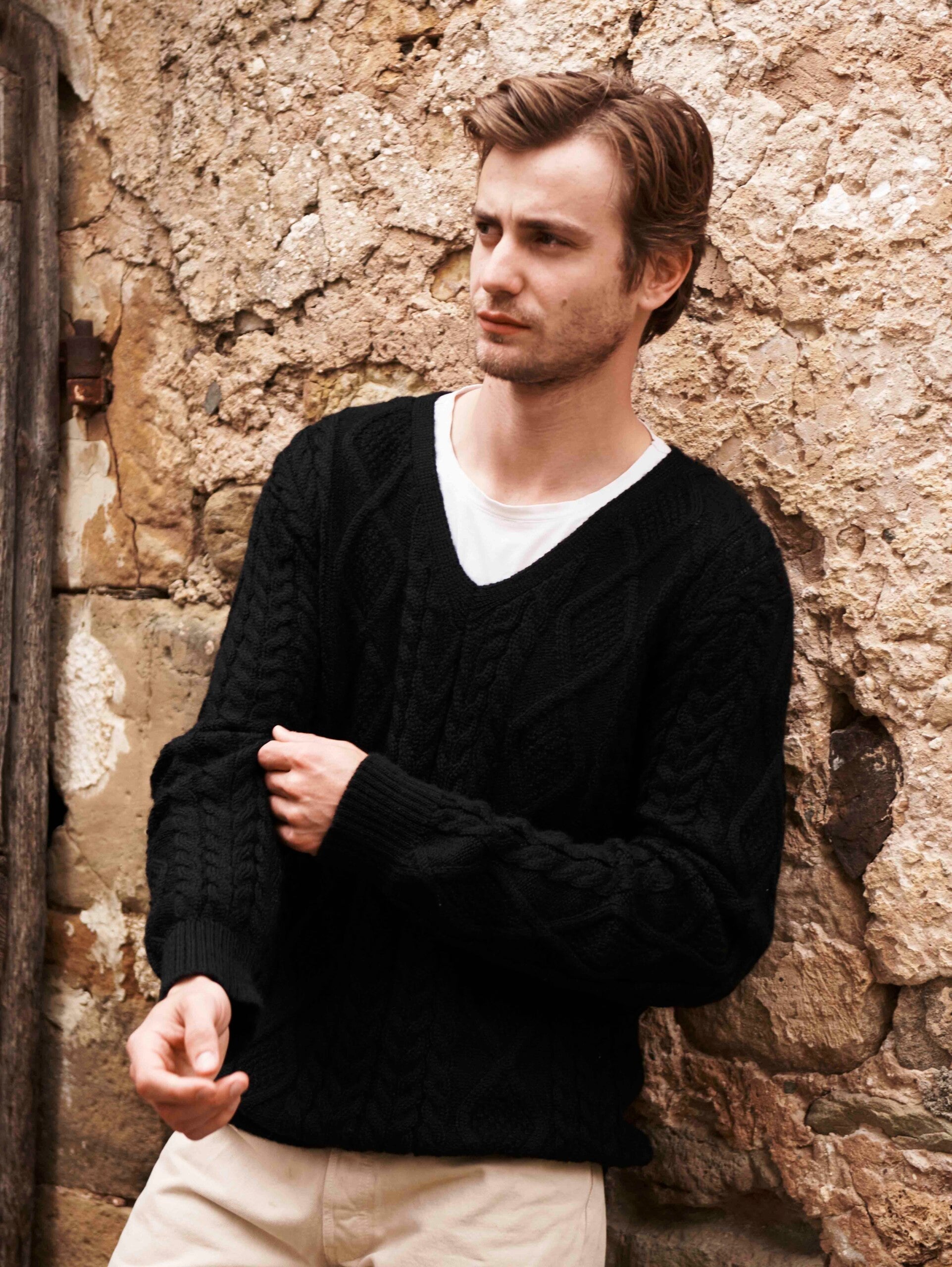 Manhattan V-Neck – Peruvian Link Alpaca Collection