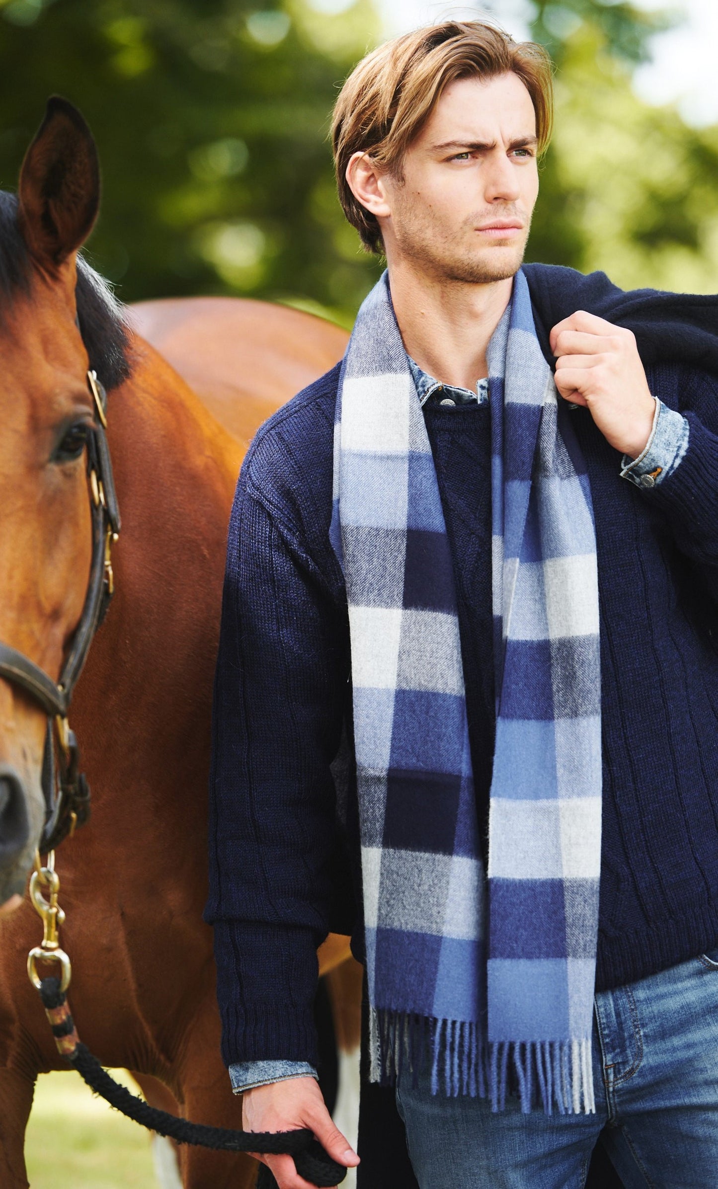 Buffalo baby alpaca scarf Navy