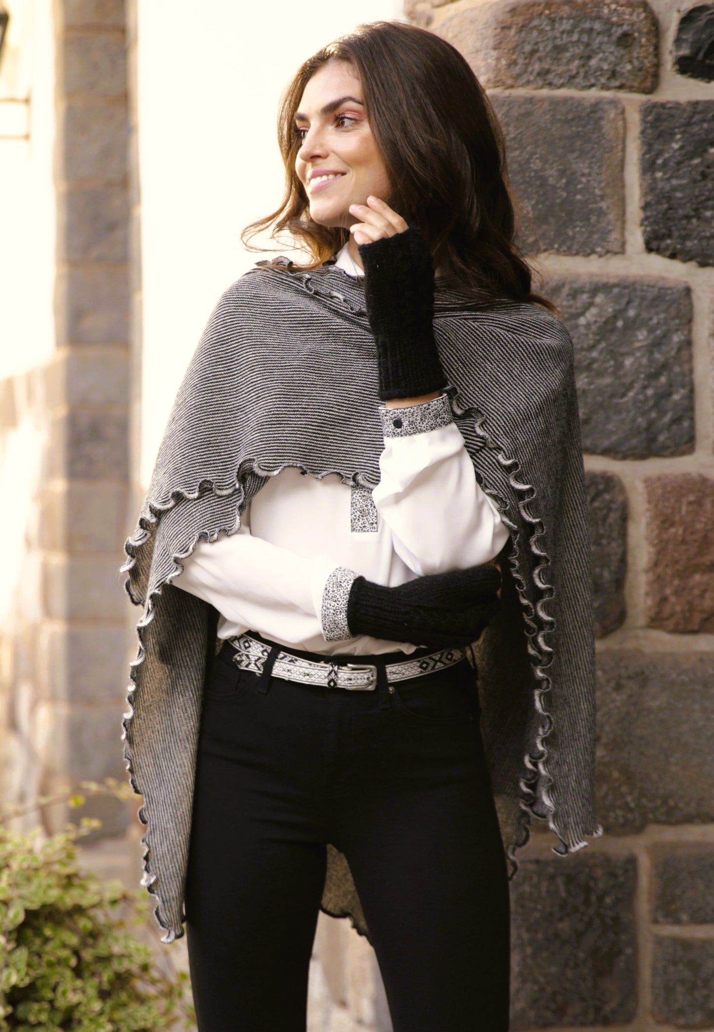 Ruffle Stripe Shawl - Black