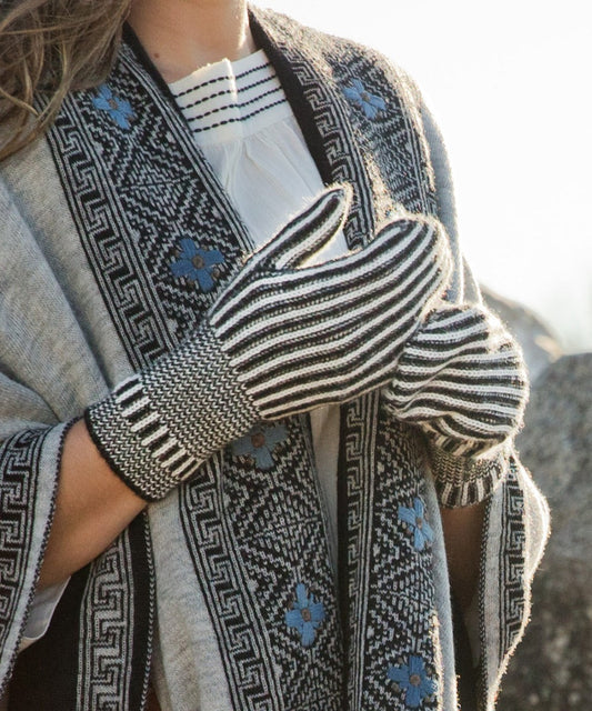 Raya Mitten