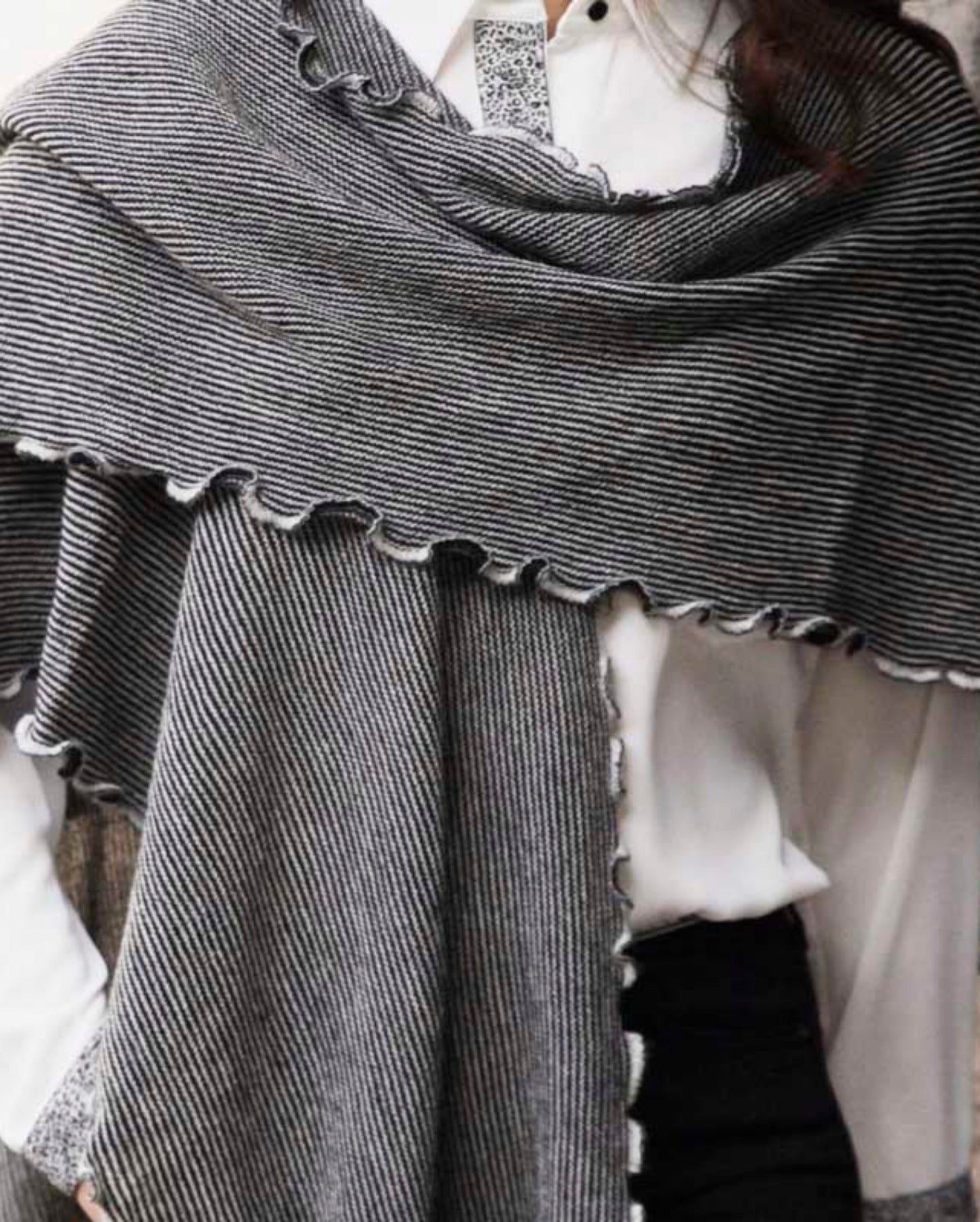 Ruffle Stripe Shawl - Black