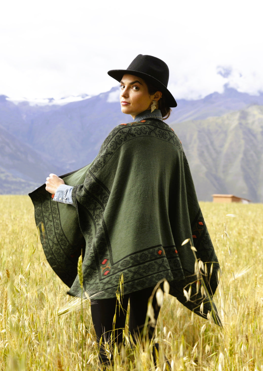 Wholesale Alpaca Ruanas – Peruvian Link Alpaca Collection