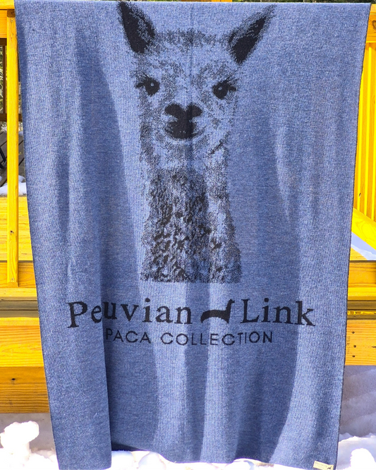 Alpaca Face Throw
