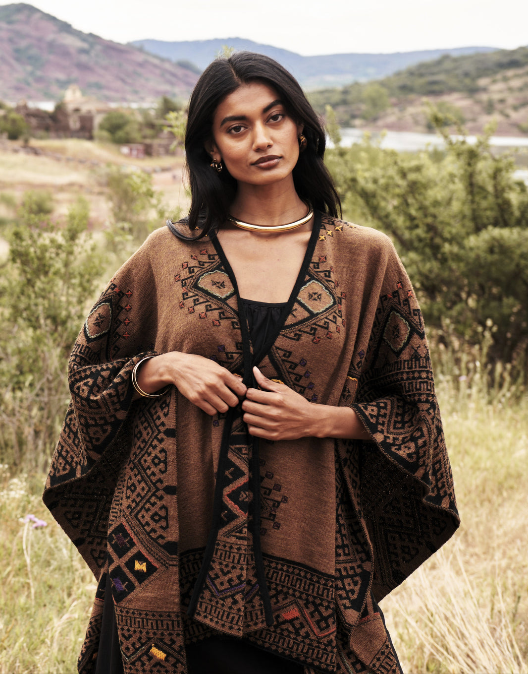 Wholesale Alpaca Ruanas – Peruvian Link Alpaca Collection