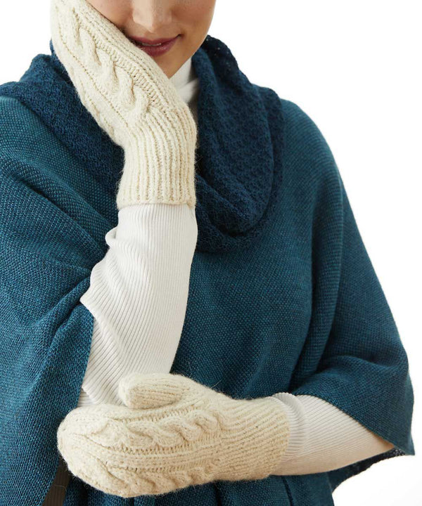 Trenza Mittens — Smokey — smokey alpaca by Peruvian Link