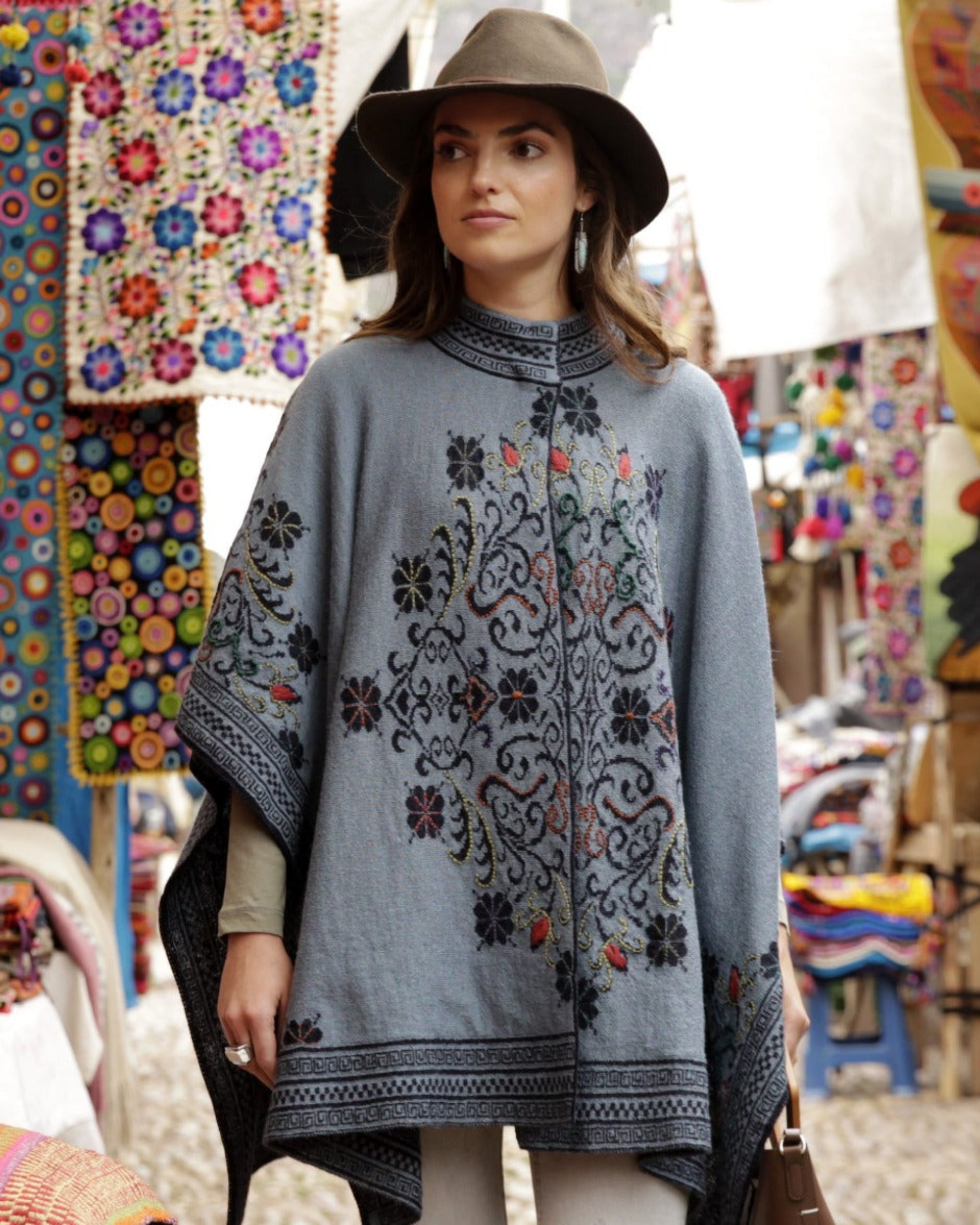 Venetian Reversible Ruana
