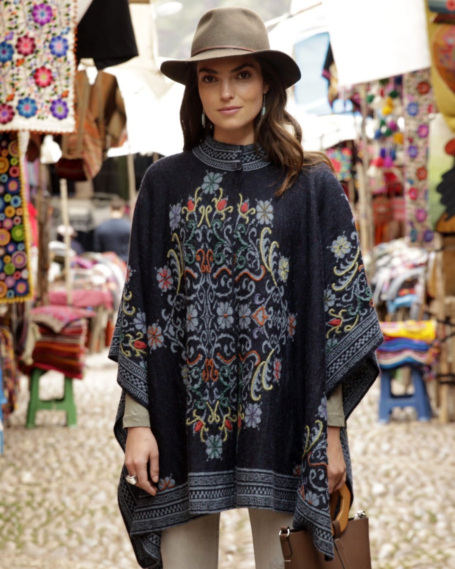Venetian Reversible Ruana